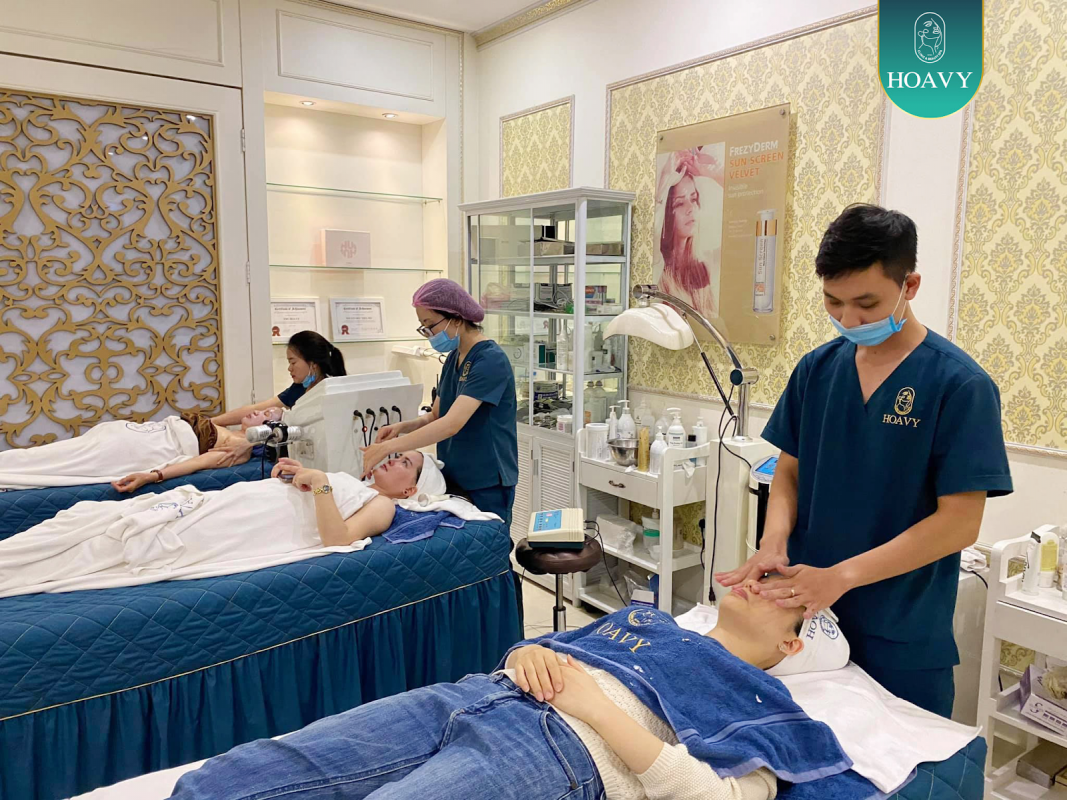 Quy trình trị mụn tại thẩm mỹ viện Hoa Vy  