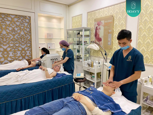 Quy trình trị mụn tại thẩm mỹ viện Hoa Vy  
