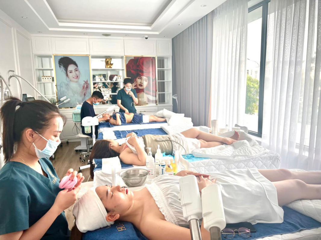 Thẩm mỹ viện Hoa Vy chuyên chăm sóc da dầu đúng cách 