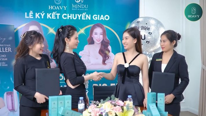 Lễ ký kết hợp tác và chuyển giao công nghệ tắm trắng độc quyền Mỹ Bio 5D giữa Thẩm mỹ viện Hoa vy và Thẩm mỹ viện Mindu